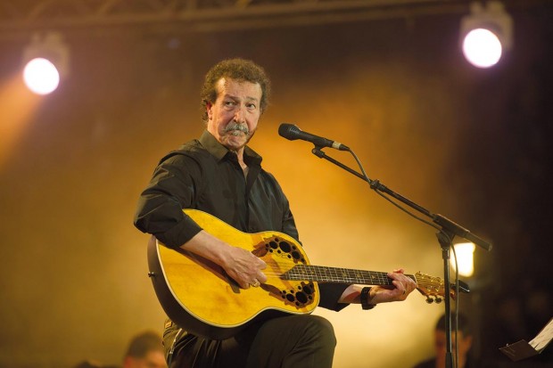 Festival culturel local de la musique et de la chanson kabyles de Béjaïa: La 9e édition en hommage à Lounis Aït Menguellet