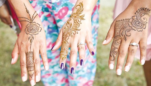 Tatouage au henné naturel à la vallée du M’zab: Les femmes perpétuent la tradition