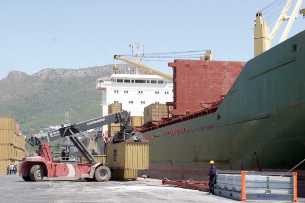 Blocage des équipements importes par Cevital: Port de Béjaïa : quand le P-DG piétine les lois