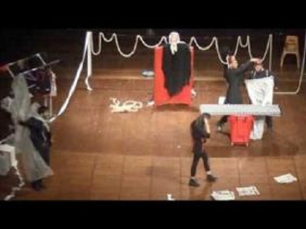 » Hafl Itizal » rafle deux prix au Festival international du théâtre en Jordanie