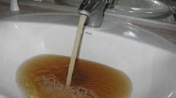 La couleur jaunâtre et l’arrière-goût de l’eau du robinet à Tizi_Ouzou: l’ADE s’explique