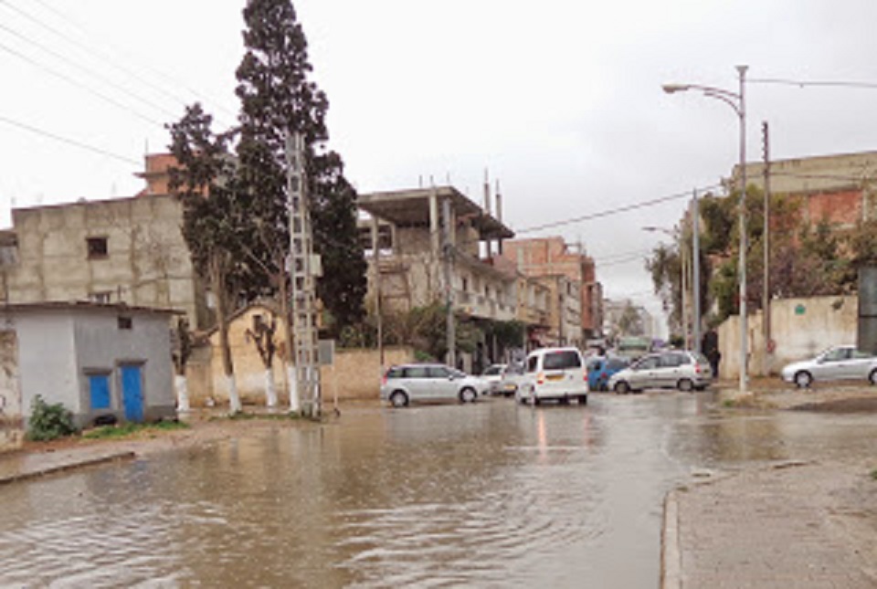 Brèves de Bordj Bou-Arréridj : Les eaux de pluie submergent des quartiers