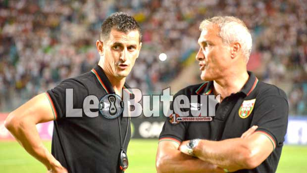 MCA / Casoni : «Nous sommes venus jouer au foot, ne nous sommes pas des voyous !»