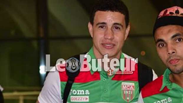 La FIFA somme  le Mouloudia de payer  3 milliards de centimes à Roberson