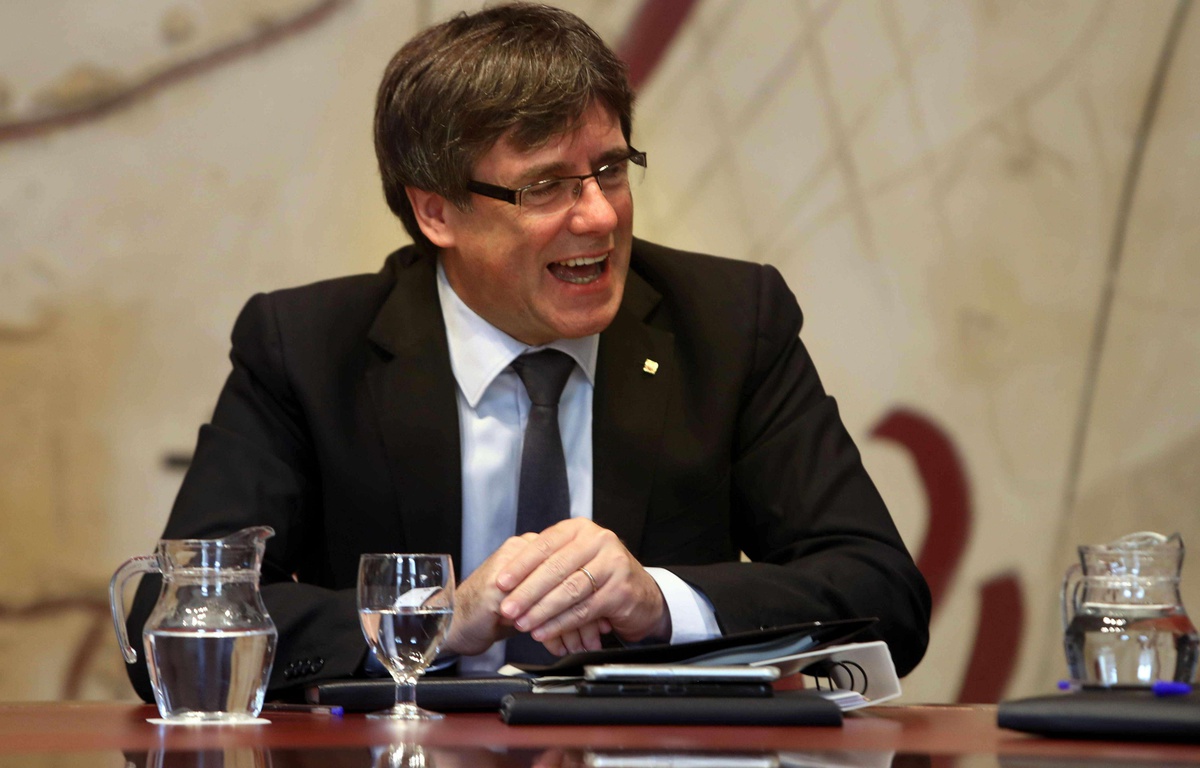 Le président catalan menace de proclamer l’indépendance