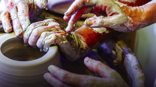 Deux métiers manuels difficiles