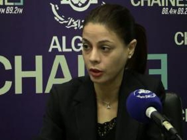 Houda-Imane Faraoun : un projet de loi pour encadrer l’activité du commerce électronique