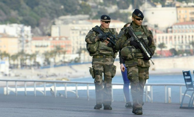 France: Un homme armé d’un couteau arrêté sur la Promenade des Anglais à Nice