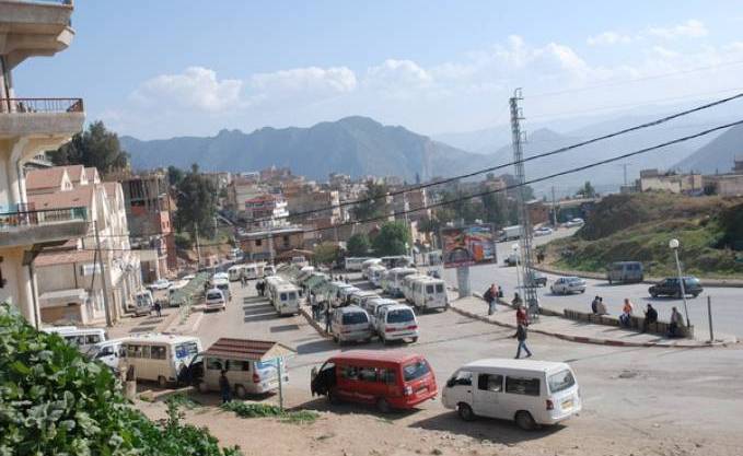 Akbou: Un collectif de militants appelle à la vigilance