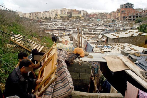 Relizane : Un bidonville démantelé, 66 familles relogées