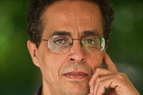 Le romancier Anouar Benmalek : « Il n’existe pas d’unicité dans le Monde arabe »