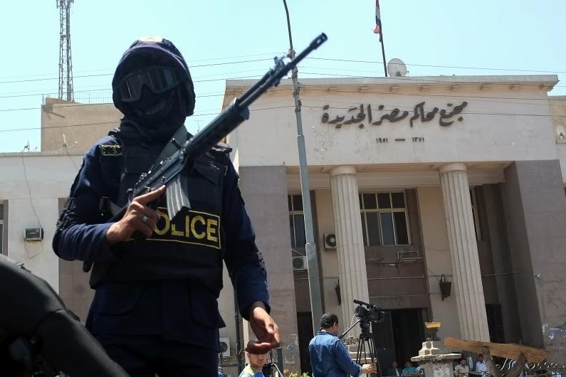 Égypte : 13 terroristes condamnés à mort