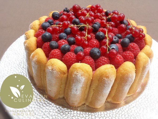 Charlotte aux fruits rouges sans cuisson