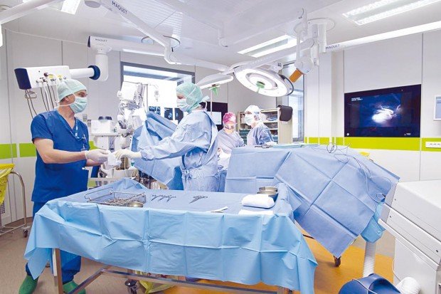 Une nouvelle démarche initiée par le CAC de Sétif: Prise en charge du cancer du sein en ambulatoire