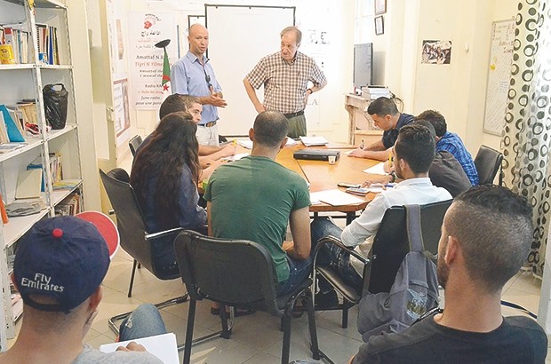 Échanges franco-algériens: Une formation à la communication associative