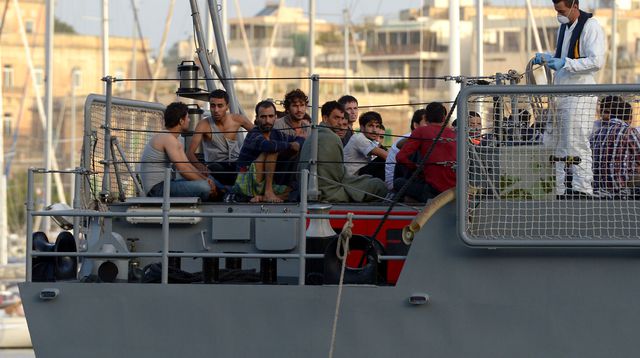 Naufrage de migrants en Tunisie: au moins 34 morts