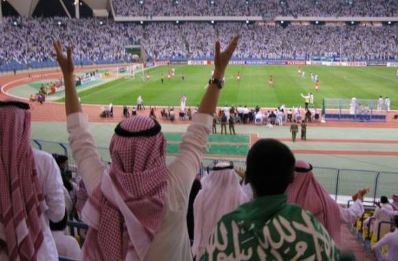 Les femmes autorisées dans les stades en Arabie Saoudite