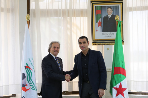 EN : Critiques, diplôme, Salaire et Rajevac… les explications de Madjer