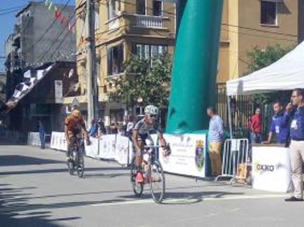 Cyclisme – Grand prix international d’Alger : Mohamed Bouzidi du Vélo Club Sovac s’adjuge la 1ère étape et s’empare du maillot jaune