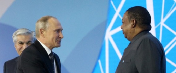 Accord Opep-non Opep: taux de conformité record à 120% en septembre