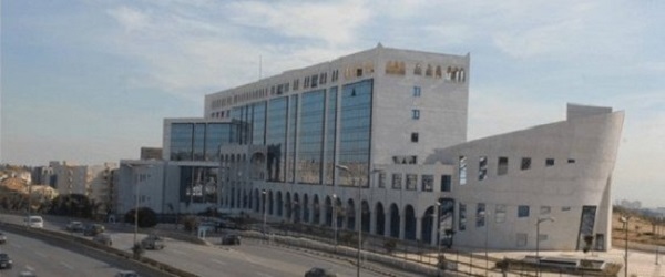 Université Alger 3: un professeur licencié sans motif apparent