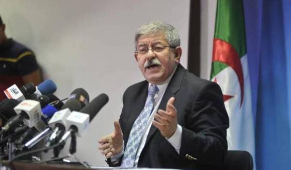 Ouyahia réagit aux déclarations d’Abdelkader Messahel