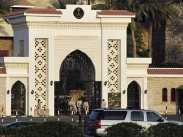 Attaque d’un homme armé contre un palais royal saoudien: deux gardes tués