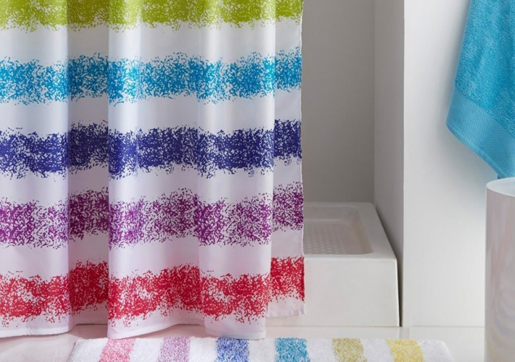 4 Astuces maison pour nettoyer efficacement son rideau de douche