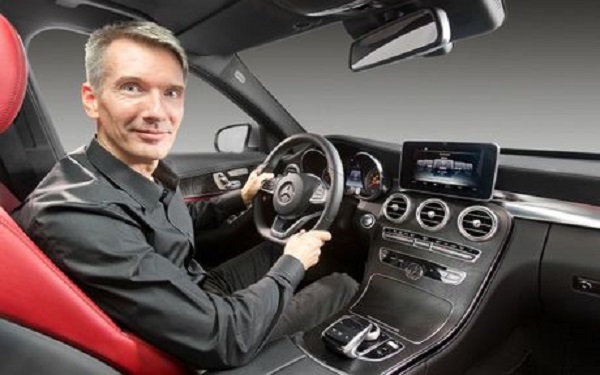 Hartmut Sinkwitz, Responsable du Design Intérieur Mercedes-Benz : « La nouvelle Classe A a une approche très avant-gardiste »
