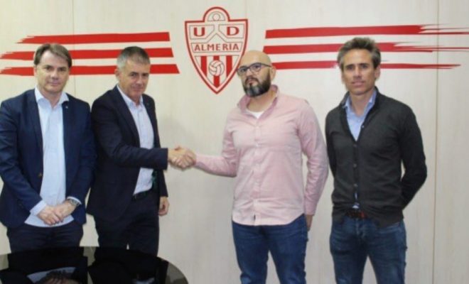 Football: Lucas Alcaraz retrouve les bancs de touche à almeria