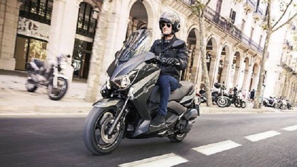 Prox4 : Le Yamaha X-Max 125cc ABS en disponibilité immédiate