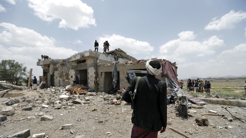 Yémen: 26 civils tués dans une frappe aérienne de la coalition dirigée par l’Arabie saoudite