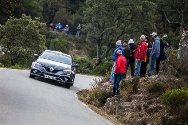 Sports Mécaniques : La nouvelle Renault Mégane R.S. fait l’ouverture du Rallye du Var