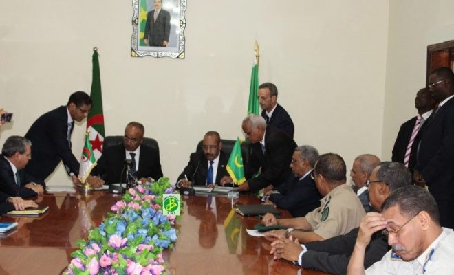 Bedoui signe un accord de création d’un passage frontalier entre l’Algérie et la Mauritanie