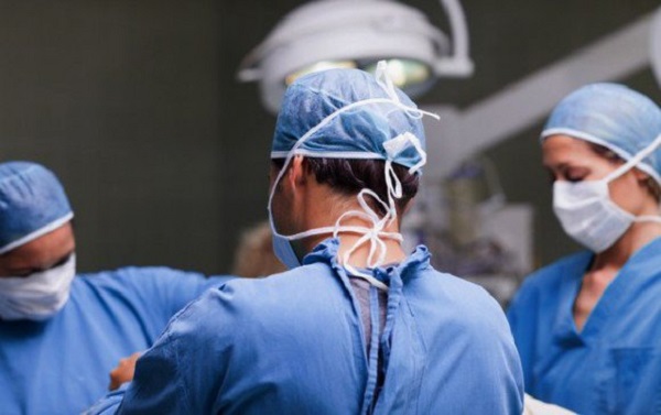 Sidi Bel-Abbès: six interventions chirurgicales effectuées par laparoscopie