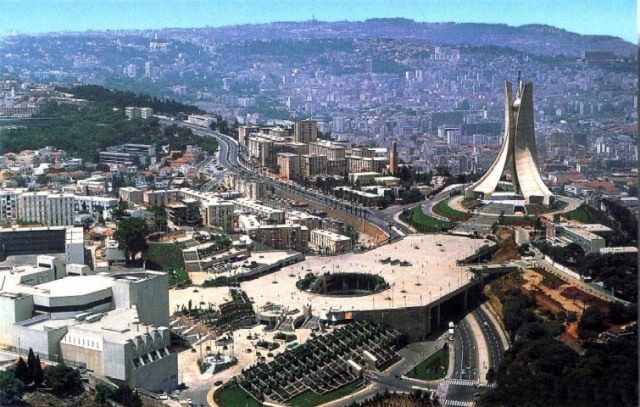 L’Algérie compte 4500 millionnaires en dollars