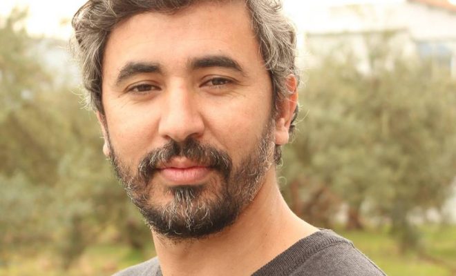 Un journaliste algérien se dit menacé , lui et sa famille , “AVEC DES ARMES”