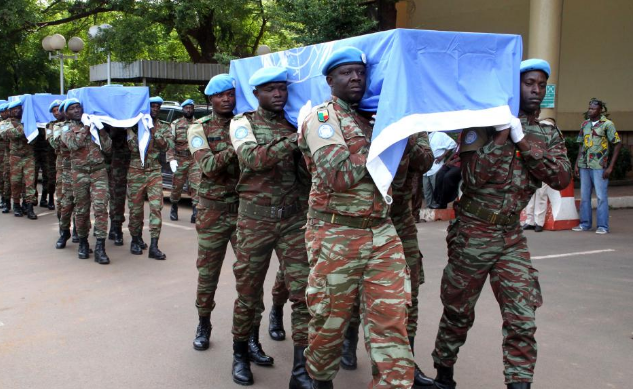 Mali : Trois casques bleus et un soldat malien tués dans le nord-est