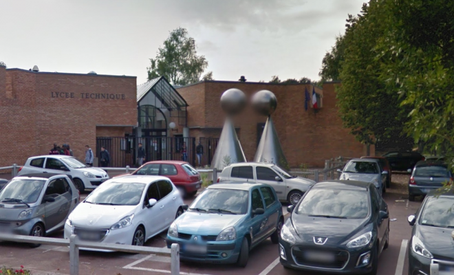 Des centaines de Français mobilisés contre l’expulsion d’un lycéen algérien