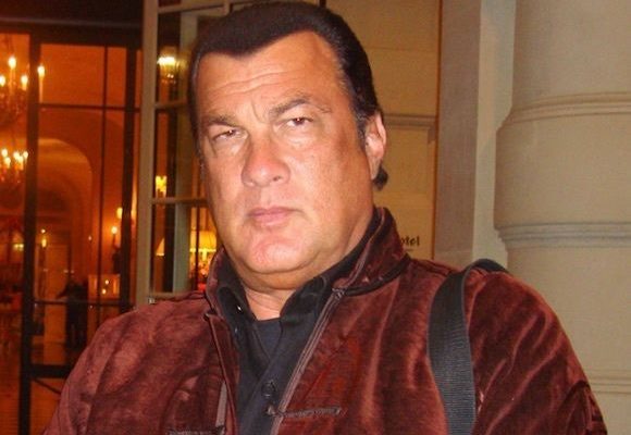 L’acteur Steven Seagal à son tour accusé de harcèlement sexuel