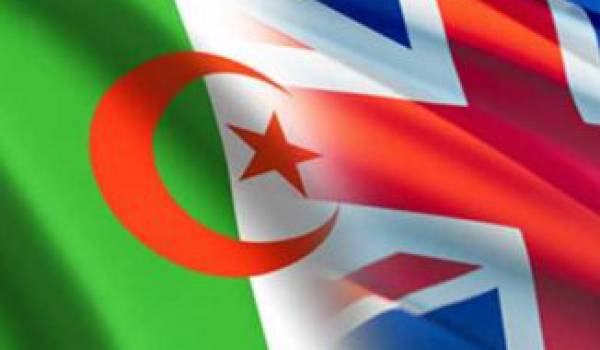 Algérie: Ouyahia reçoit l&rsquo;envoyé spécial de la Première ministre britannique