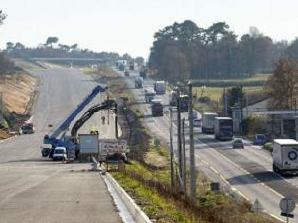 Autoroute Est-Ouest : les travaux du dernier tronçon livrés « en 2019 »