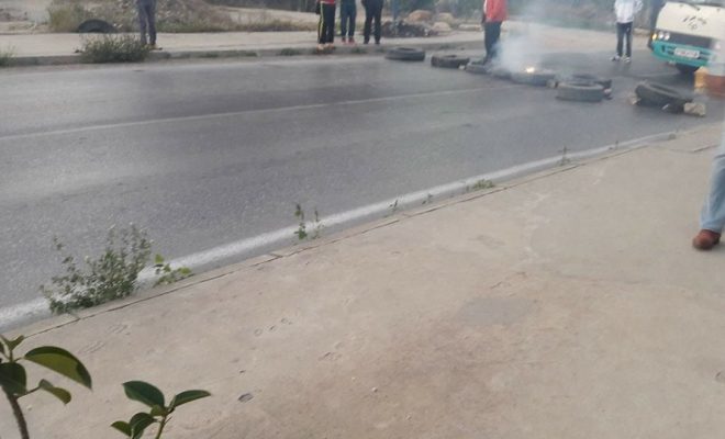 Béjaia : La rn 75 de nouveau fermée par les habitants de tala hamza