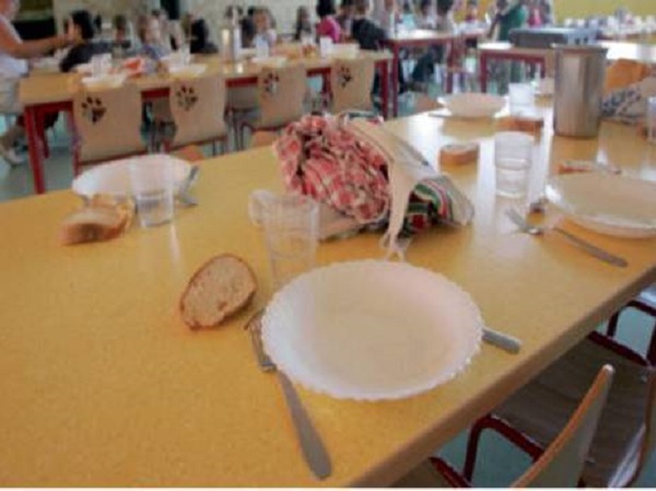 Dréan: La cantine d&rsquo;un CEM à l&rsquo;arrêt et des questions