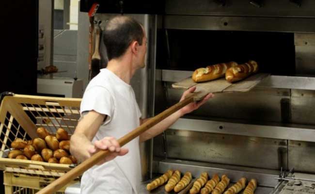 Rencontre de la commission nationale des boulangers aujourd&rsquo;hui à Alger: Formation, qualité du pain et dernières augmentations au menu