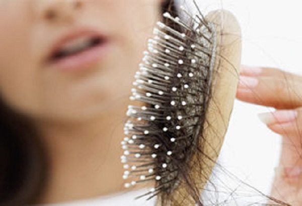 Contraception : La pilule fait-elle tomber les cheveux ?