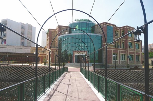 Journée d&rsquo;information sur la réglementation environnementale à bouira : De nouveaux textes de loi pour réduire la pollution industrielle