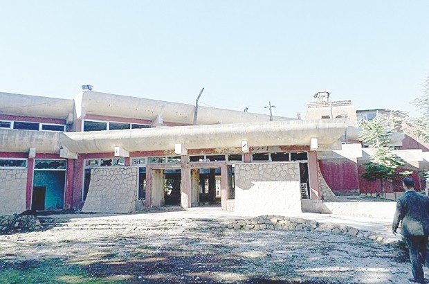 Incendié en 1995 puis en 2002 : L’hôtel El-Arz de Tala Guilef renaîtra de ses cendres