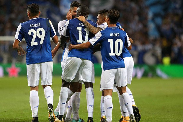 Le Besiktas se qualifie en tenant en échec Brahimi et ses coéquipiers