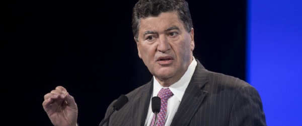 Le chercheur algéro-américain Elias Zerhouni, président R & D chez Sanofi, nommé « Executive of the Year »